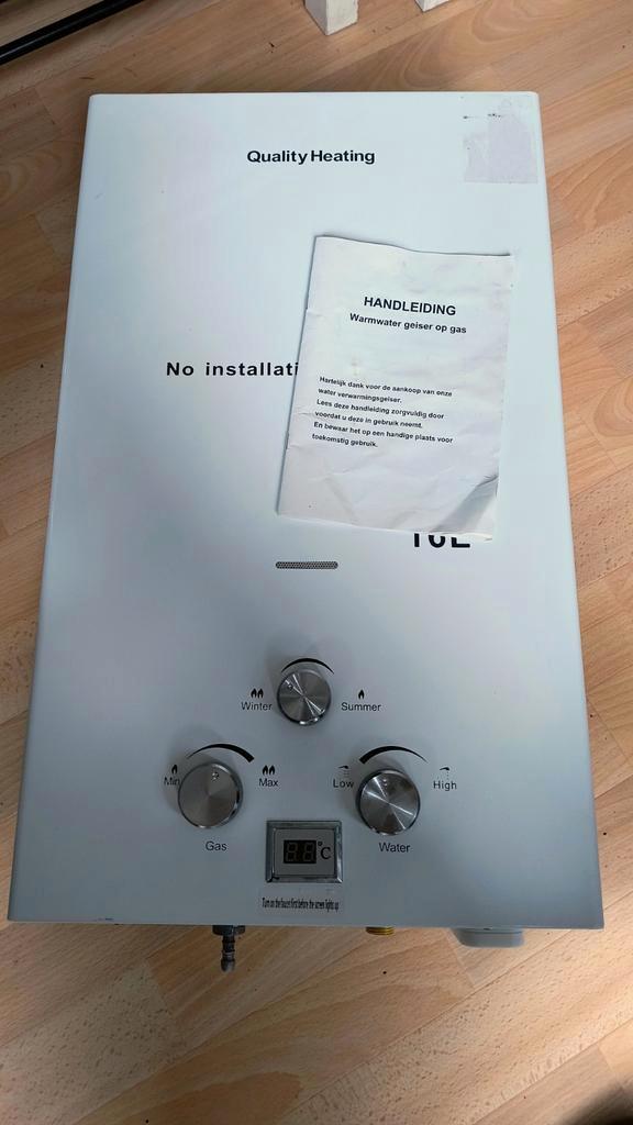 QH Geiser - 1 jaar oud, Doe-het-zelf en Verbouw, Geisers en Boilers, Zo goed als nieuw, Geiser, Minder dan 20 liter, Minder dan 3 jaar oud