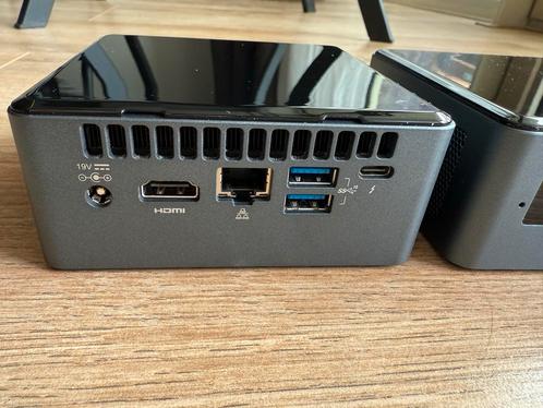 Intel NUC8 - i7-8559U, 16GB, 256GB, Win 11 Pro, Computers en Software, Barebones, Gebruikt, Ophalen of Verzenden