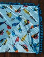 Mooie sjaal vogel motief en blauwe klosjes, Ophalen of Verzenden, Zo goed als nieuw, Maat 46/48 (XL) of groter, Sjaal