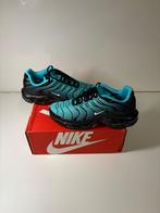 Nike Air Max Plus Tn – Maat 43 – Blauw/Zwart – Nieuw in doos, Blauw, Nike, Nieuw, Ophalen of Verzenden