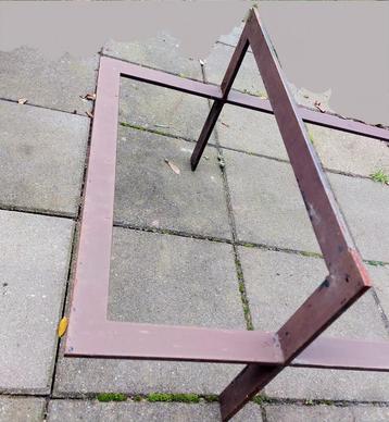 Vintage bruin metaal frame salontafel brutalist space age beschikbaar voor biedingen