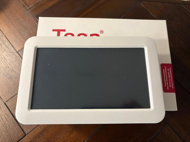 Toon Thermostaat - compleet met doos, Doe-het-zelf en Verbouw, Thermostaten, Zo goed als nieuw, Slimme thermostaat, Ophalen of Verzenden