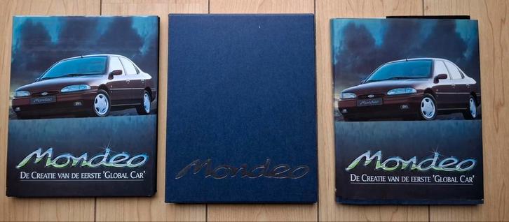Ford Mondeo, hardcover boek in een hard kartonnen box € 10,-, Boeken, Auto's | Folders en Tijdschriften, Ford, Ophalen of Verzenden