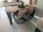 Grof rustieke houten eettafel -, Ophalen, 100 tot 150 cm, Eikenhout, Zo goed als nieuw