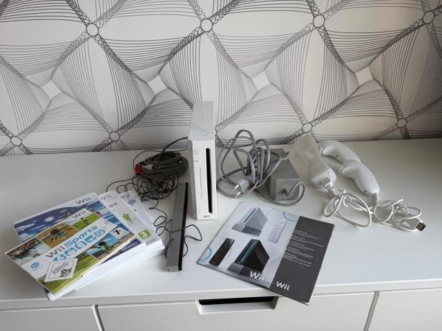 Nintendo Wii RVL-001, Spelcomputers en Games, Spelcomputers | Nintendo Wii, Gebruikt, Zonder controller, Ophalen of Verzenden