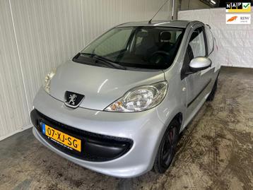 Peugeot 107 1.0-12V XS Apple carplay/Airco/Cv beschikbaar voor biedingen