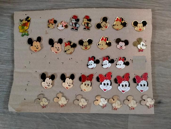Mickey Minnie Mouse Disney pins set parc park Euro 2, Verzamelen, Speldjes, Pins en Buttons, Gebruikt, Ophalen of Verzenden
