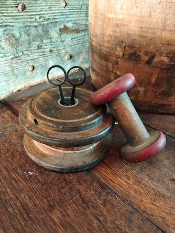 Brocante setje klosje spoel schaartje beschikbaar voor biedingen