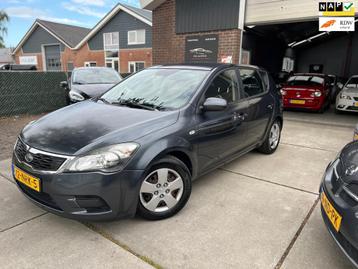 Kia Cee'd 1.4 CVVT X-tra NEW APK/ AIRCO /CRUISE /ELECT R/CEN beschikbaar voor biedingen