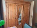 3 deurs linnenkast, Huis en Inrichting, Kasten | Kledingkasten, Ophalen, 200 cm of meer, Met hangruimte, 50 tot 100 cm
