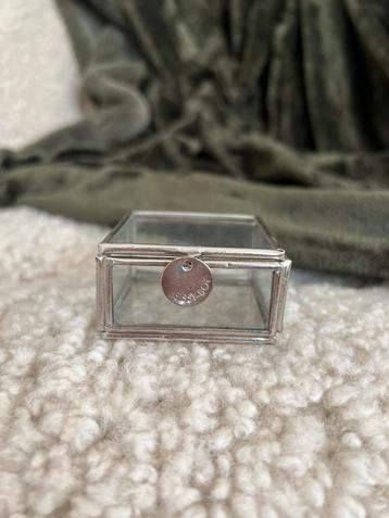 Sissy Boy boxje - zilver. beschikbaar voor biedingen
