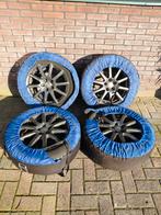 continental 225-55-R17 VW Tiguan, Auto-onderdelen, Banden en Velgen, Ophalen, Gebruikt, 17 inch, Winterbanden