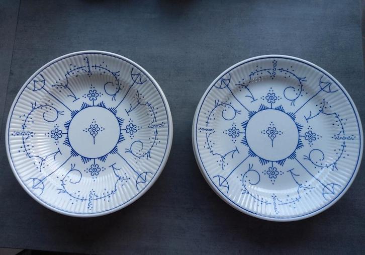 Boch Belgium decor Copenhague platte en diepe borden, Antiek en Kunst, Antiek | Servies los, Ophalen of Verzenden