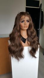 Luxe Lace Pruik: Gemêleerd Midden Bruin, Slag, 70cm, Ophalen of Verzenden, Nieuw, Pruik of Haarverlenging