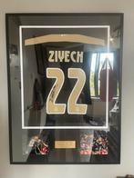 Gesigneerd en ingelijst Ziyech Ajax shirt (COA), Verzamelen, Sportartikelen en Voetbal, Ophalen of Verzenden, Zo goed als nieuw