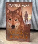 Michelle Paver - Torak en Wolf, Ophalen of Verzenden, Gelezen, Michelle Paver
