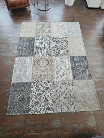 Patchwork Vloerkleed 240 x 160 cm beschikbaar voor biedingen