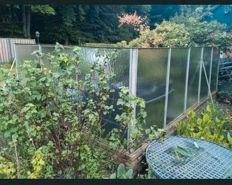 Groot glazen windscherm - zithoek zwaar ijzeren constructie, Tuin en Terras, Tuinschermen, Zo goed als nieuw, Staal, 100 tot 150 cm