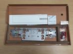 LG G4 wall mounting muurbeugel, Ophalen of Verzenden, Zo goed als nieuw