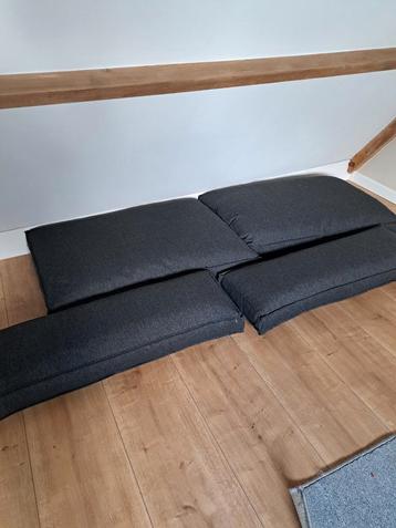 Grijze Loungebank Kussenset beschikbaar voor biedingen