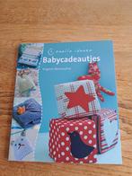 Virginie Desmoulins - Babycadeautjes, Boeken, Ophalen of Verzenden, Zo goed als nieuw, Virginie Desmoulins