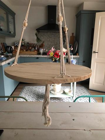 Macramé , houten plantenhanger !🌺 beschikbaar voor biedingen