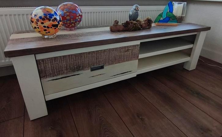 Tibro Henders en Hazel TV meubel, Huis en Inrichting, Kasten | Televisiemeubels, Zo goed als nieuw, Minder dan 100 cm, 25 tot 50 cm