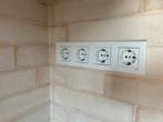 4-Voudig Inbouw Stopcontact Viko - Nieuw, Doe-het-zelf en Verbouw, Elektra en Kabels, Ophalen of Verzenden, Nieuw, Stopcontact