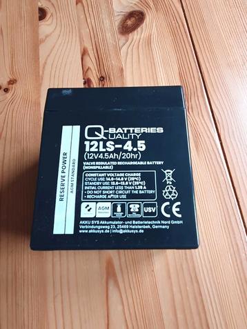 12V 4.5Ah Accu  beschikbaar voor biedingen