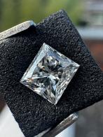 Diamond (Natural) 0.60 ct,G,VS1 met GIA certificat, Ophalen of Verzenden, Zo goed als nieuw, Goud, Dame