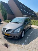 Mercedes-Benz B-Klasse 1.7 B180 5DRS Blue-efficiency 2011, Auto's, Voorwielaandrijving, 15 km/l, 4 cilinders, Leder en Stof