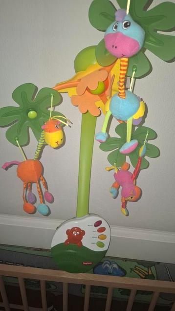 Tiny Love Muziekmobiel met Licht en Geluid beschikbaar voor biedingen