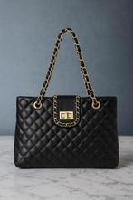 Partij tassen zwarte Mihella schoudertassen