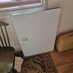 Gratis keuken tafel met 2 stoelen, Huis en Inrichting, Tafels | Eettafels, Ophalen, Gebruikt, Rechthoekig, 50 tot 100 cm