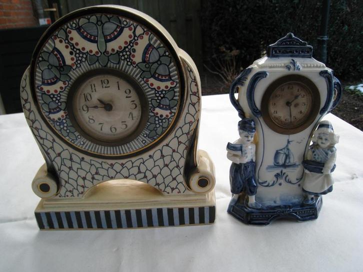 ANTIEK - KLOKKEN 2X = ROOMKAN -  PLAQUE ETC,   20,- EURO, Antiek en Kunst, Curiosa en Brocante, Verzenden