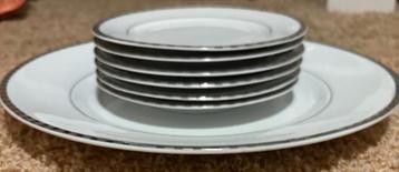 Bordjes  beschikbaar voor biedingen