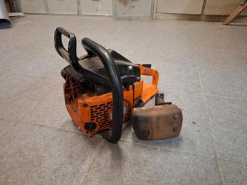 Kettingzaag beschikbaar voor biedingen