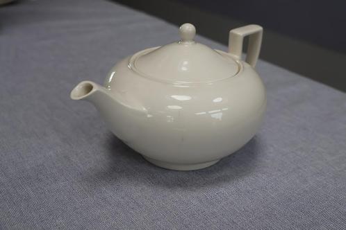 Wedgwood traditional plane theeservies met provence bordjes, Antiek en Kunst, Antiek | Servies los, Ophalen of Verzenden