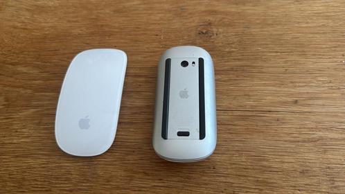 Set van 2 Apple Magic Mouse (1e generatie) – Bluetooth, Computers en Software, Muizen, Gebruikt, Muis, Draadloos, Ophalen of Verzenden