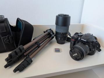 Nikon D3400 + twee lenzen, statief en tasje. beschikbaar voor biedingen