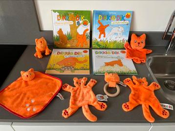Dikkie dik boeken, knuffel, doekjes, rammelaar en handpop beschikbaar voor biedingen