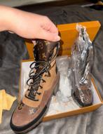 Louis Vuitton dames schoenen maat 39, Ophalen of Verzenden, Zo goed als nieuw, Zwart, Sneakers of Gympen