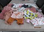 babykleding pakket 34 delig 50-62, Kinderen en Baby's, Babykleding | Maat 50, Meisje, Ophalen of Verzenden, Zo goed als nieuw
