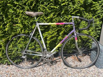 Vintage Somec stalen racefiets in goede staat beschikbaar voor biedingen
