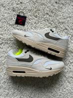 Nike Air Max 1 Sail Ironstone maat 38,5, Kleding | Heren, Overige kleuren, Nike, Nieuw, Ophalen of Verzenden