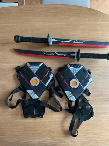 Ninja zwaardsetDojo Battle - Dueling Ninjas Strike beschikbaar voor biedingen