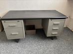 Gispen bureau met stoel en lamp, Ophalen, Gebruikt, Bureau