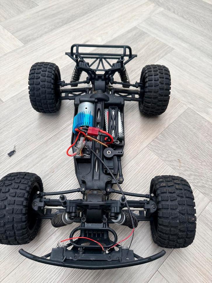 Overmax X-Hooligan RC Auto - Zeer goede staat, Hobby en Vrije tijd, Modelbouw | Radiografisch | Auto's, Zo goed als nieuw, Auto offroad