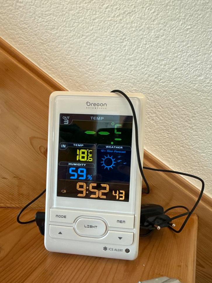 Oregon Klok Weerstation, Audio, Tv en Foto, Weerstations en Barometers, Zo goed als nieuw, Weerstation, Ophalen