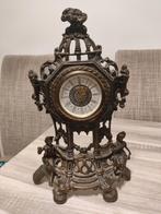 Antieke pendule met figuren, Antiek en Kunst, Antiek | Klokken, Ophalen of Verzenden